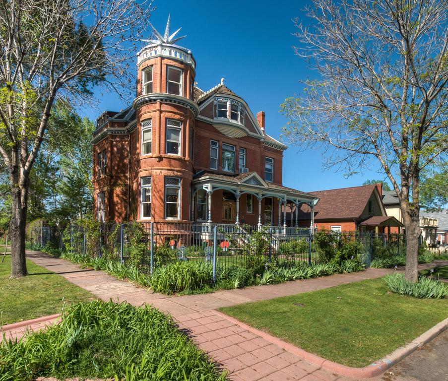 Lumber Baron Inn And Gardens Denver Exterior photo