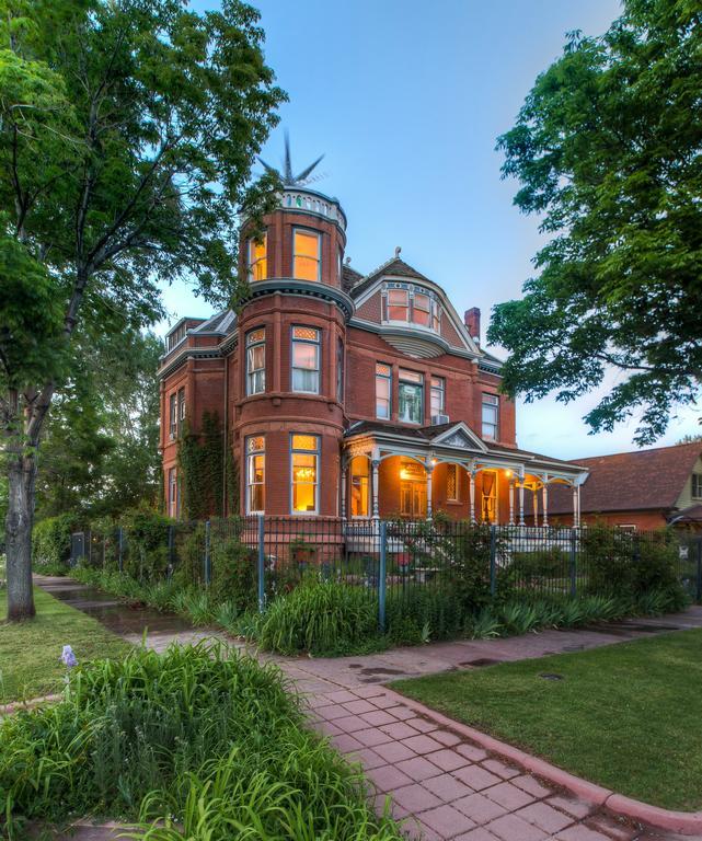 Lumber Baron Inn And Gardens Denver Exterior photo