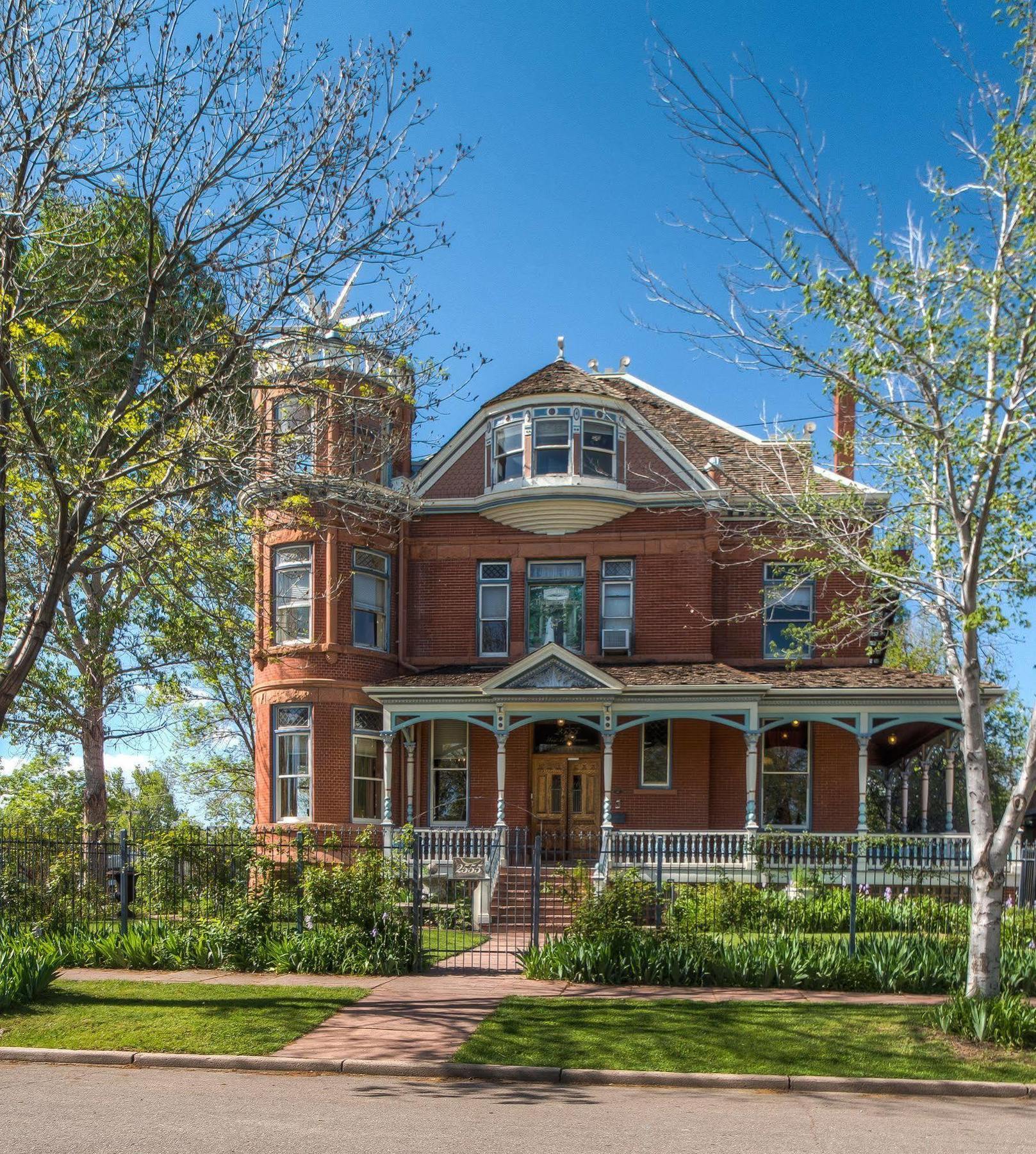 Lumber Baron Inn And Gardens Denver Exterior photo