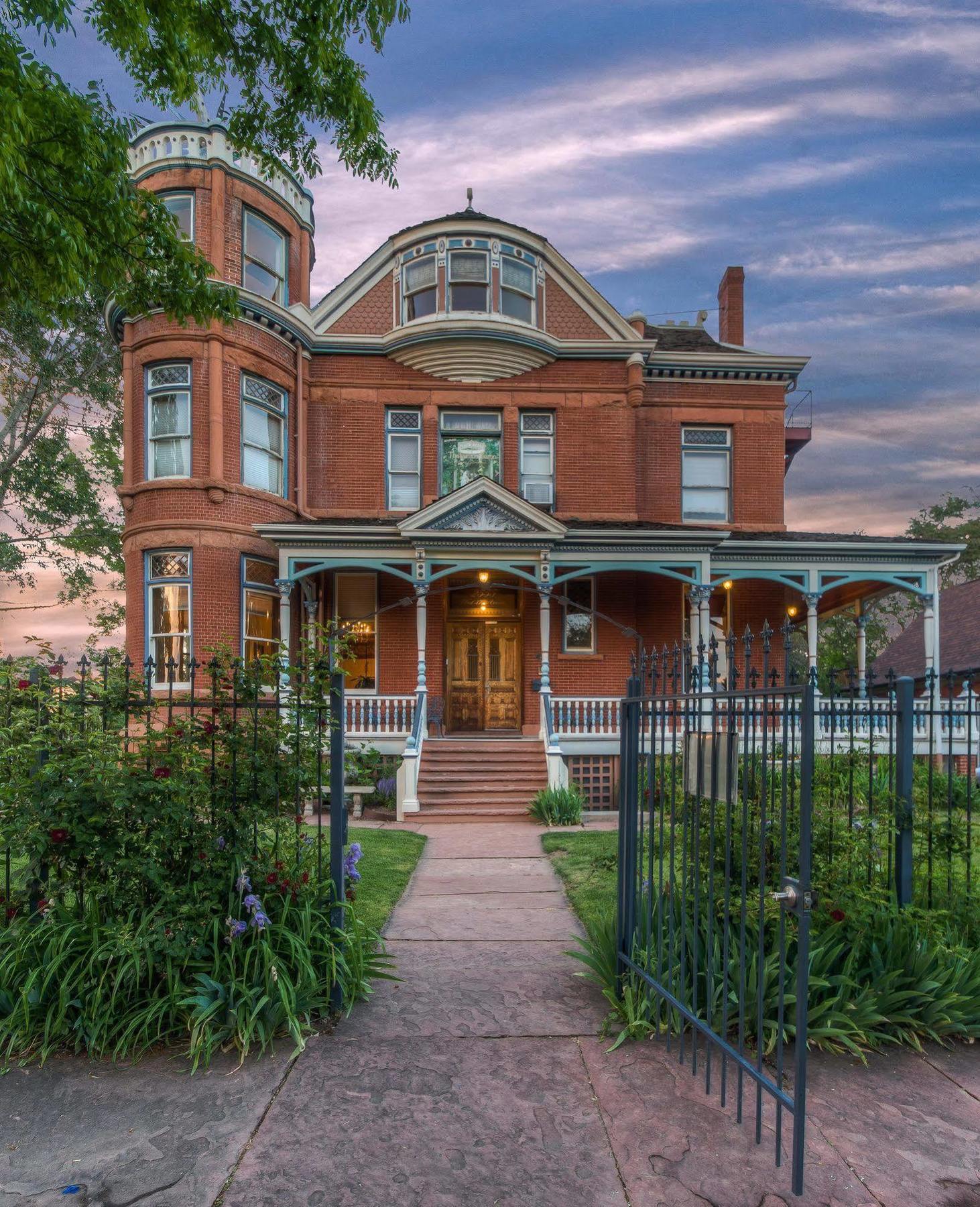 Lumber Baron Inn And Gardens Denver Exterior photo